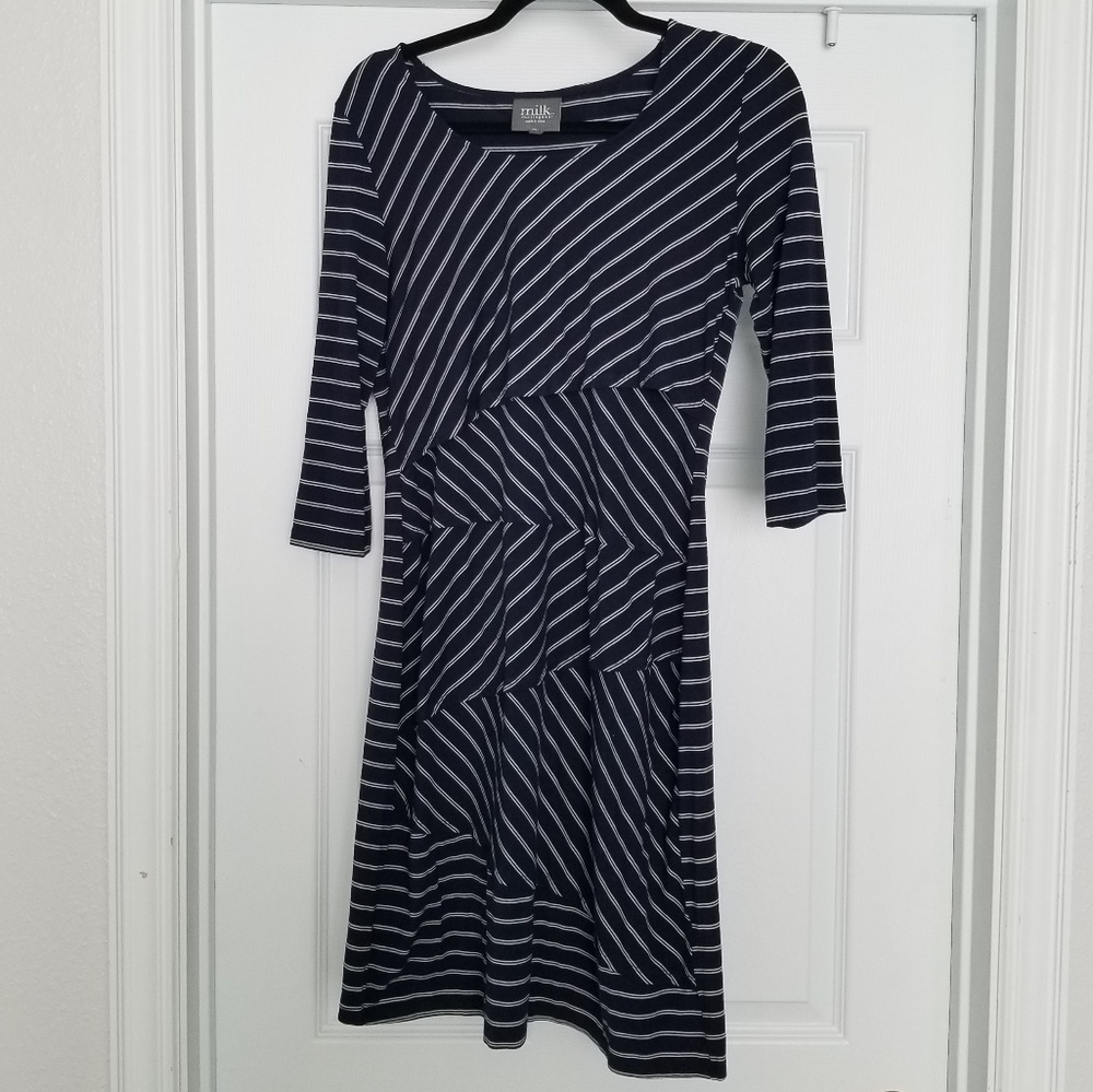 Milk Nursingwear layered zig zag nursing dress